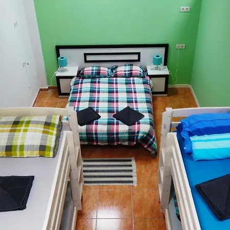 بيت شباب Club Activo *